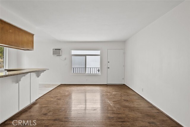 Building Photo - 1601 College View Dr