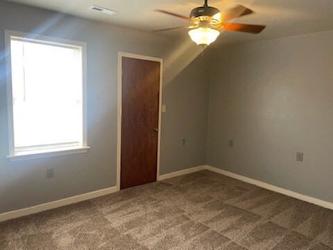 Building Photo - 121 Old Freeman Rd