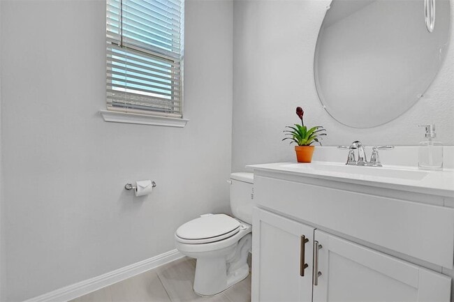 Building Photo - 5309a Baythorne Dr