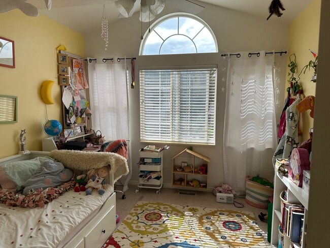 Building Photo - 2258 W 5700 S