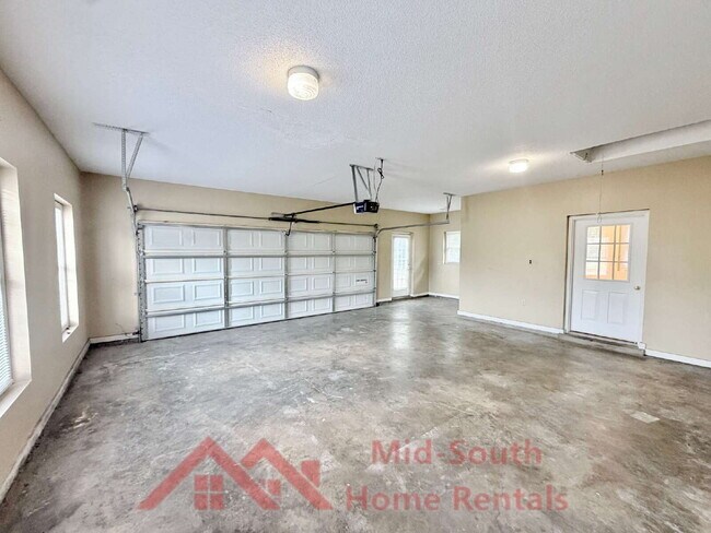 Building Photo - 8971 Meaghan Dr