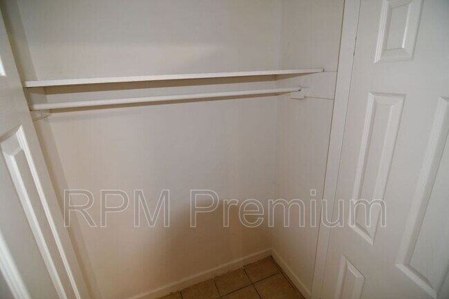 Building Photo - 11965 Troy St