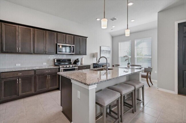Building Photo - 125 Harborside Dr