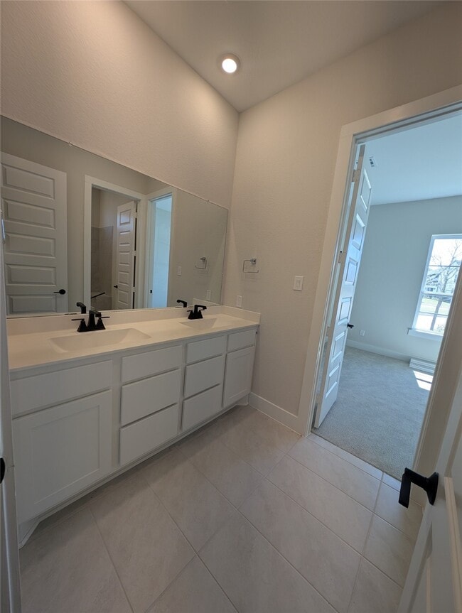 Building Photo - 13826 Arroyo Grande Dr