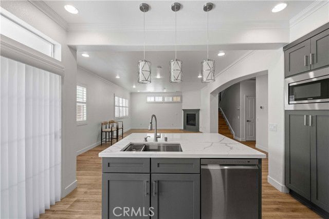 Building Photo - 9204 S Nobel Way