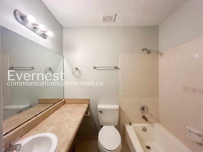 Building Photo - 3352 Brownbark Dr
