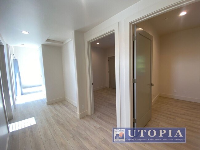 Building Photo - Newly Built 3Bd/2Ba Townhouse Style Home w...