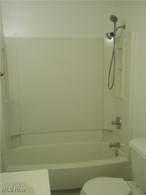 Building Photo - 383 Aqueduct St