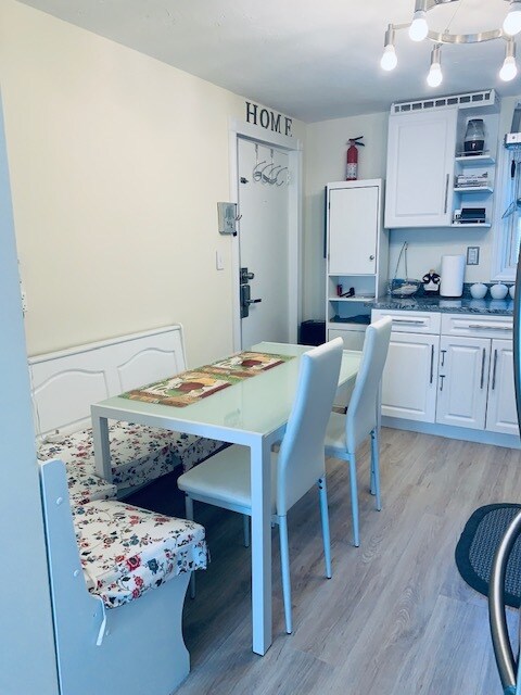 Building Photo - 153 Commercial St