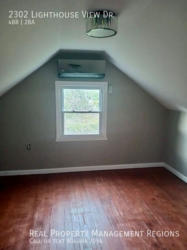 Building Photo - 2302 Lighthouse View Dr