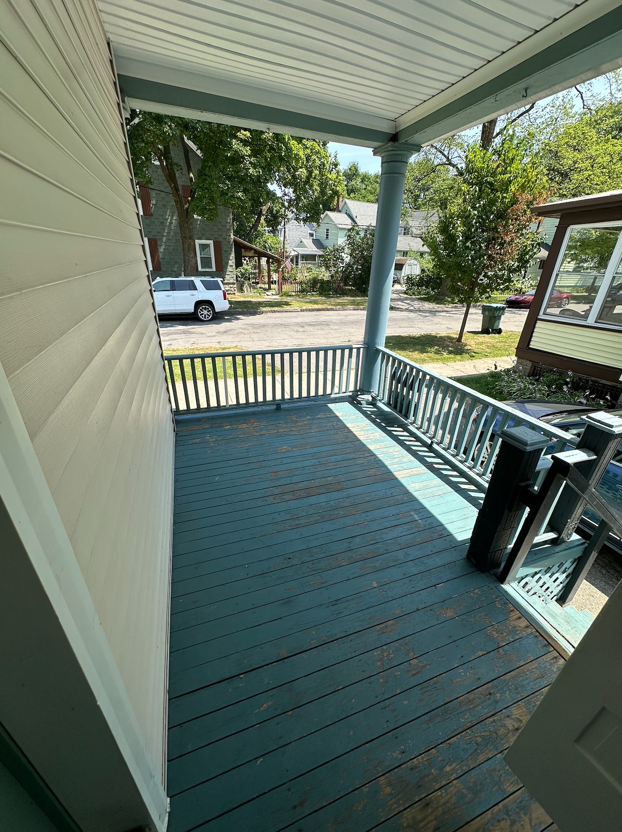 Building Photo - 49 Cayuga St