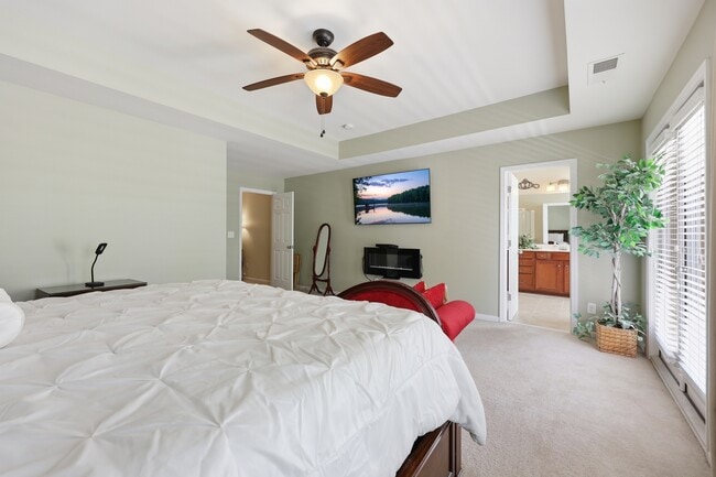 Building Photo - 4008 La Crema Dr