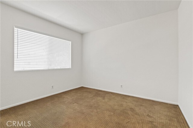 Building Photo - 53 Goldenrod