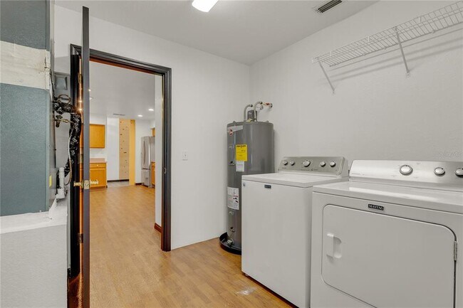 Building Photo - 4831 Rummell Rd