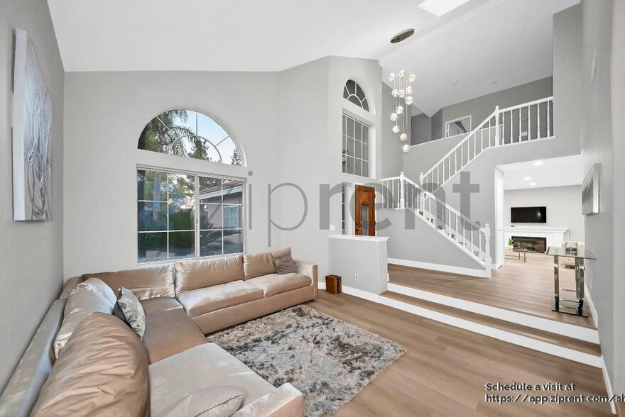 Building Photo - 23693 Cadenza Dr