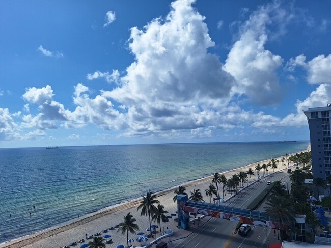 Building Photo - 345 N Fort Lauderdale Beach Blvd