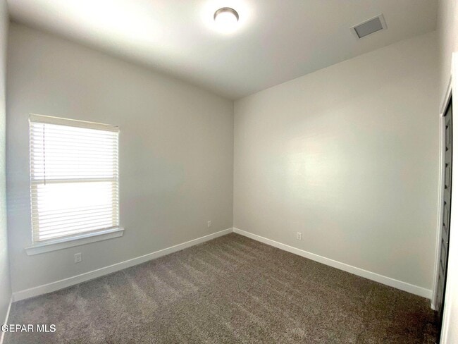 Building Photo - 14529 Petralia Ave