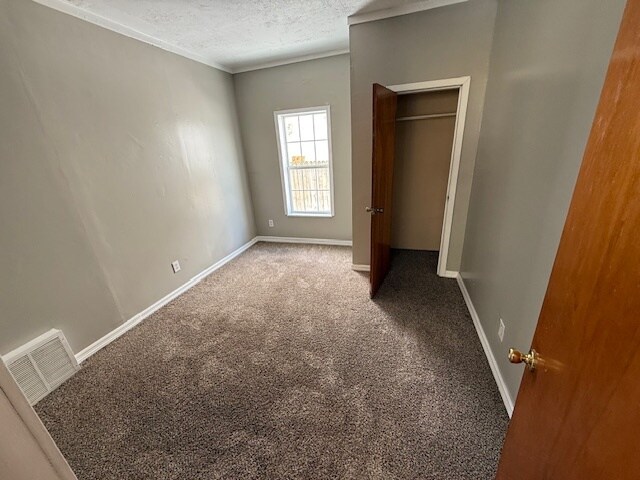 Building Photo - 212 E Mishawaka Ave