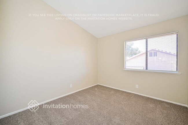 Building Photo - 4640 Vitrina Ln