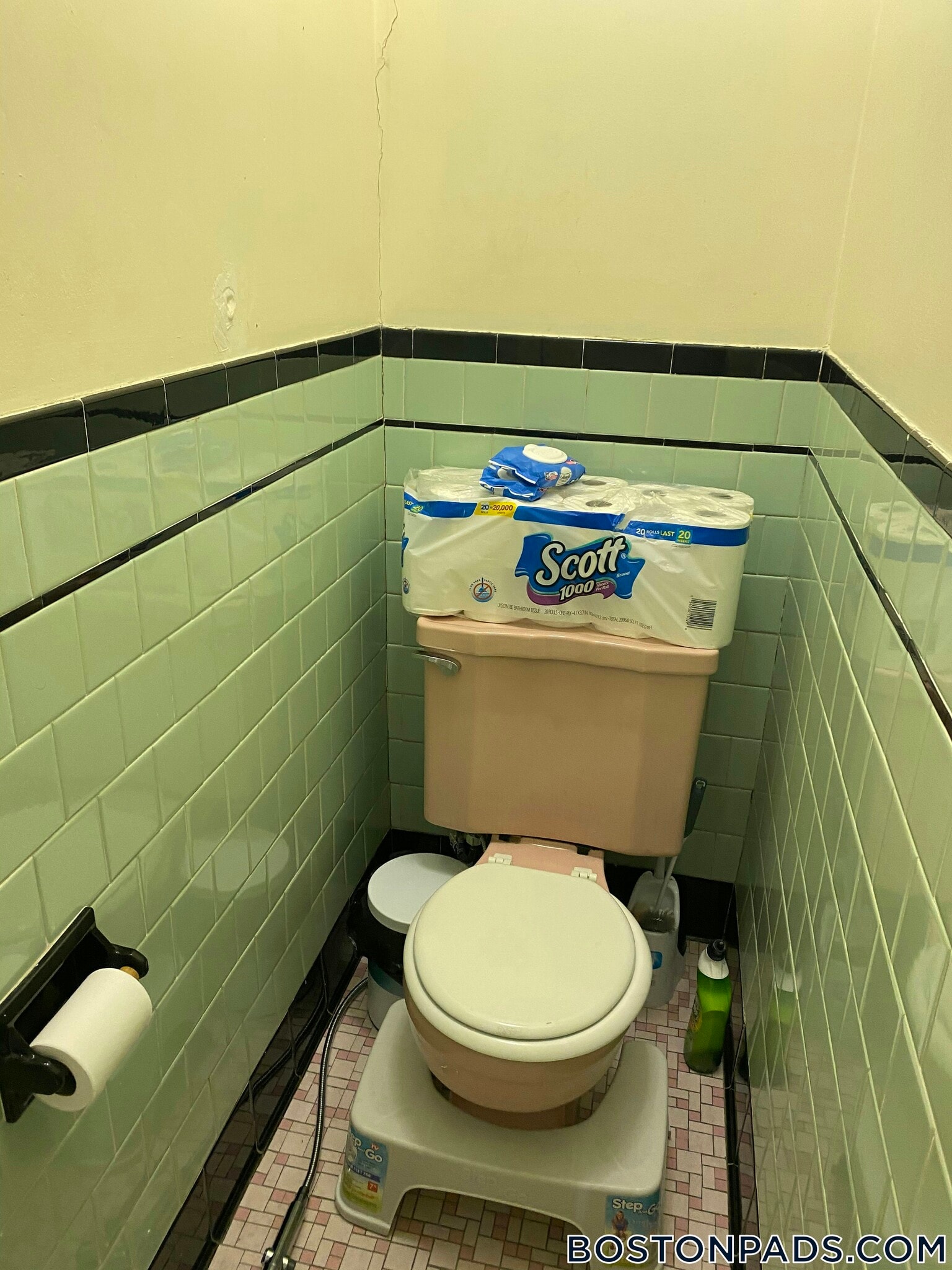 Building Photo - 161 Endicott St