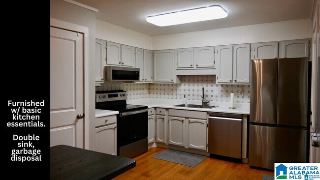 Building Photo - 1248 MacQueen Dr