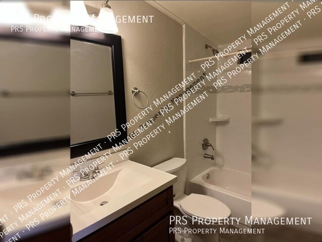 Building Photo - 2535 N Lema Dr