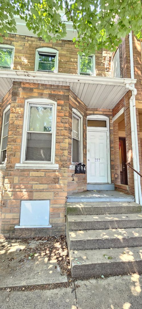 Building Photo - 222 N 12th St