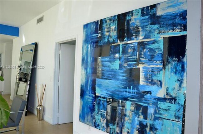 Building Photo - 888 Biscayne Blvd