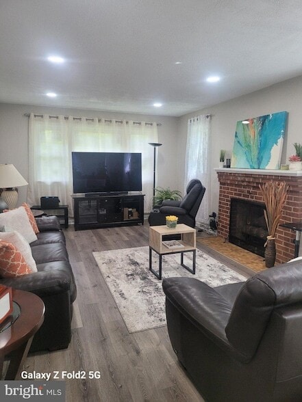 Building Photo - 16309 Holly Hill Dr