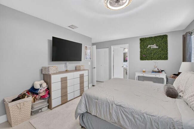 Building Photo - 13953 Nesting Way