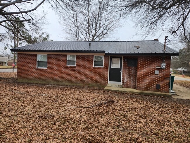 Building Photo - 512 Cruz Dr