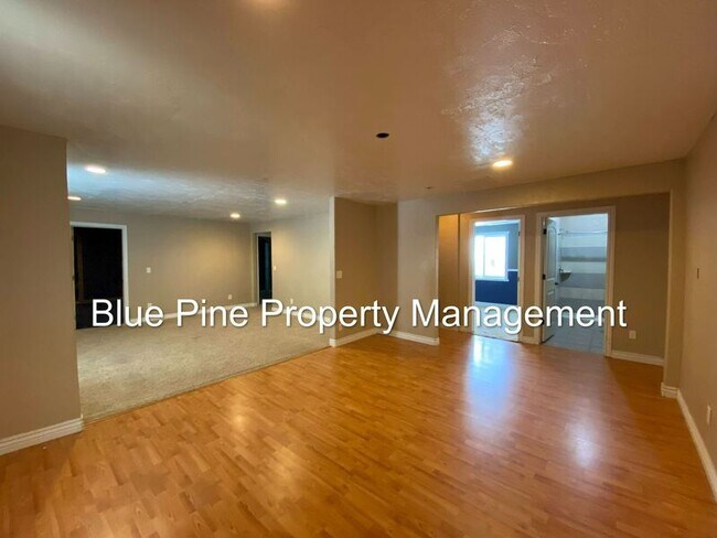 Building Photo - 3818 196 N