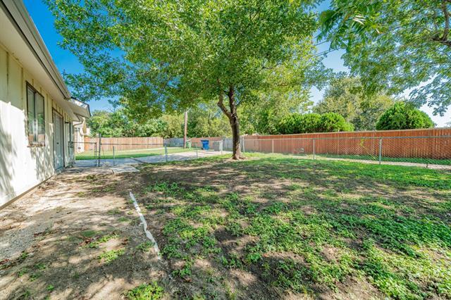 Building Photo - 906 High Country Dr