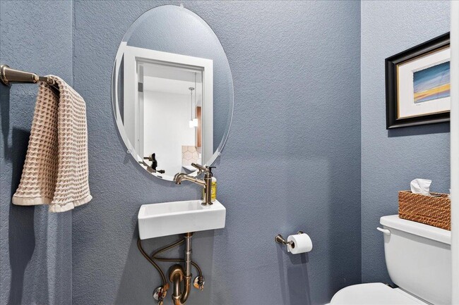 Building Photo - 2846 California St