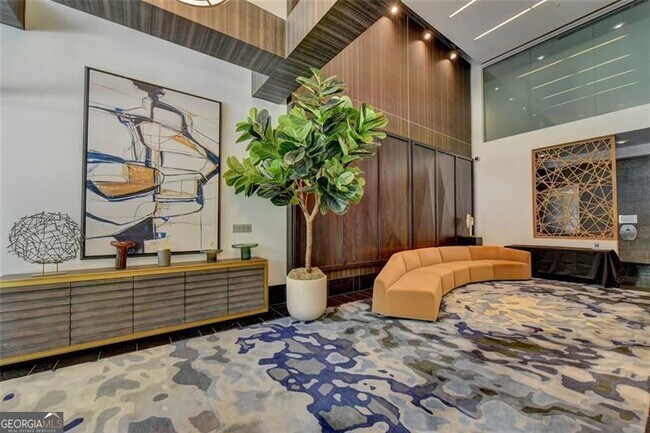 Building Photo - 44 Peachtree Pl NE