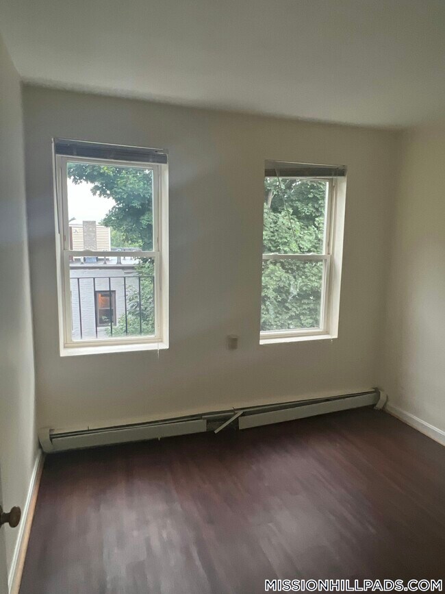 Building Photo - 59 S Huntington Ave