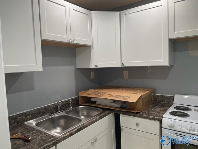 Building Photo - 2108 Pulaski Pike NW