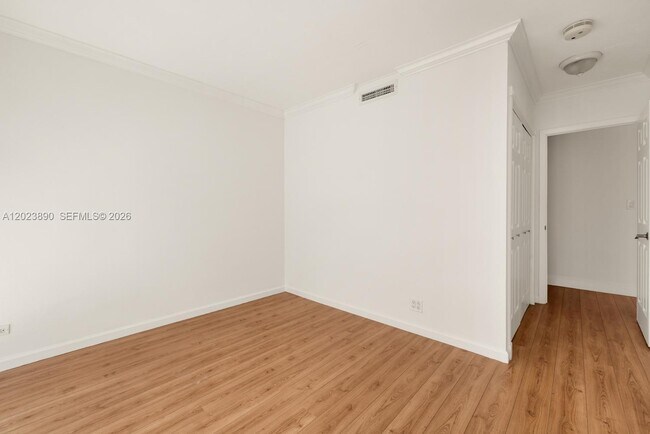 Building Photo - 2451 Brickell Ave