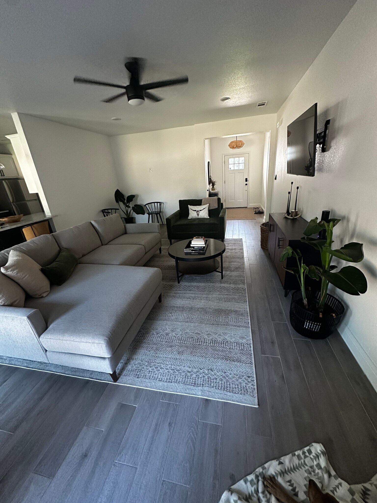 Building Photo - 4707 Llano St