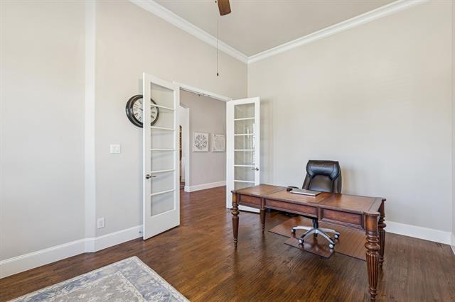 Building Photo - 701 Cherrywood Dr