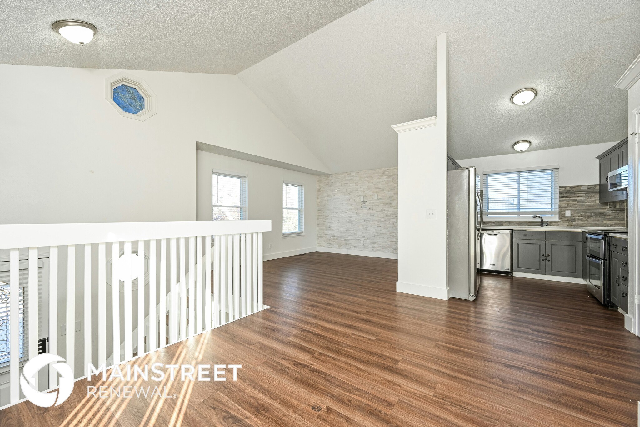 Building Photo - 17476 E Plateau Dr