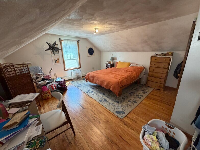 Building Photo - 18 Tremont St