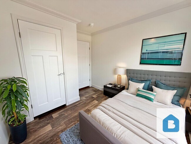 Building Photo - 1907-1909 E Routt Ave.