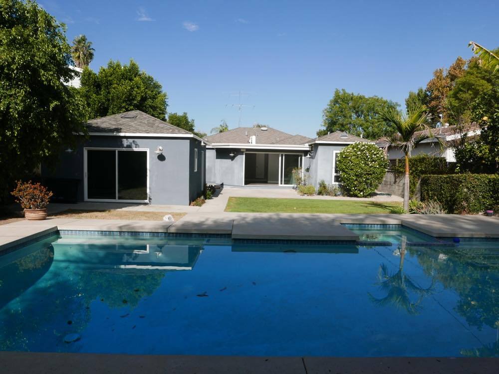 Pool - 16740 Morrison St