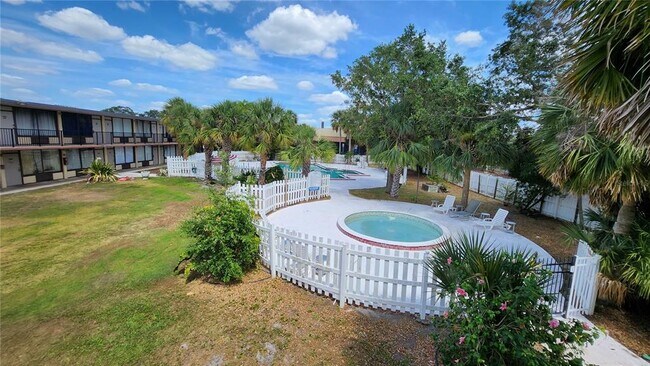 Building Photo - 7900 S Orange Blossom Trail