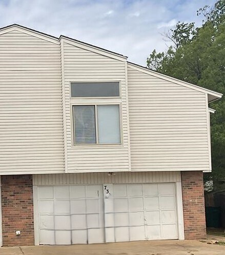 Building Photo - 7313 Edenborough Dr
