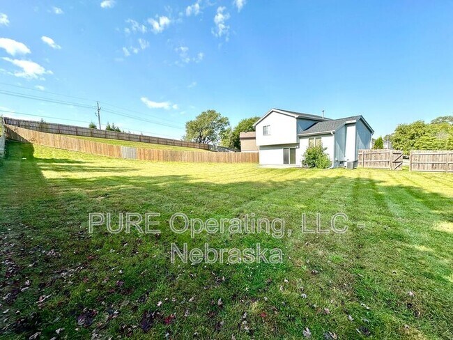 Building Photo - 1009 Bison Cir