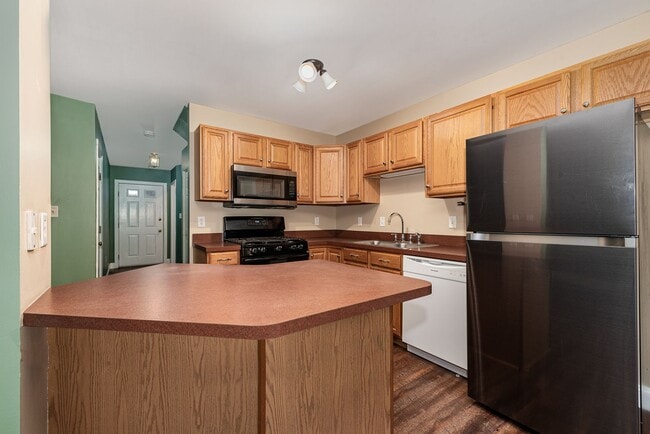 Building Photo - 129 Buckley Dr