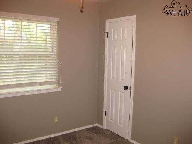 Building Photo - 11 Lackland Cir