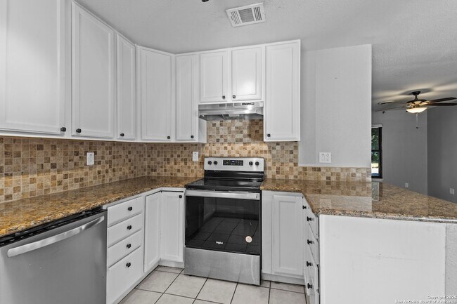 Building Photo - 107 Sabyan Dr